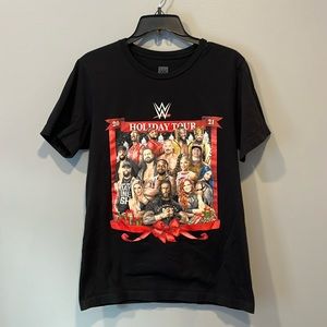 WWE Holiday 2021 Tour T-shirt, Size Medium. City list.